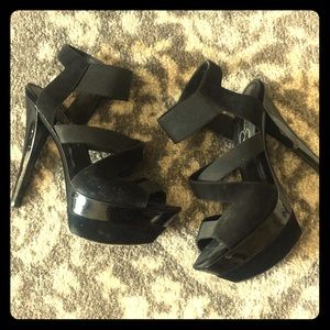 Jessica Simpson platform heels